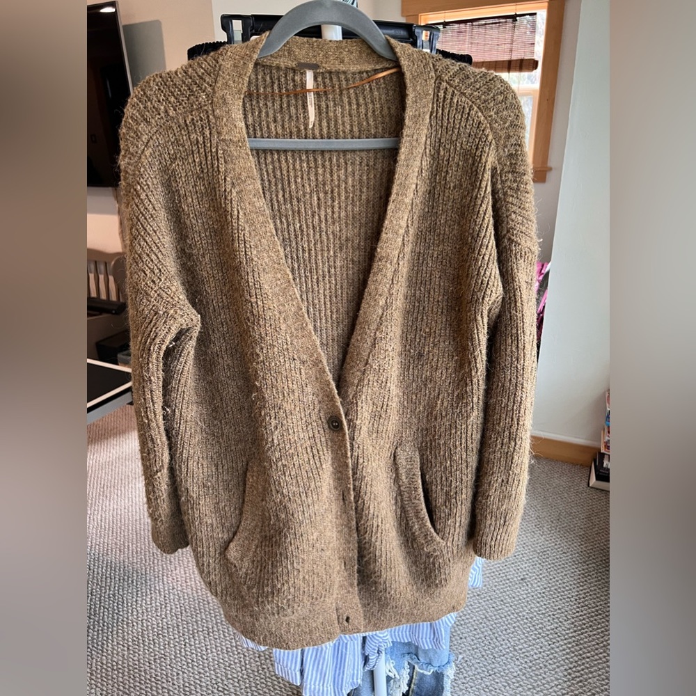 Free People sweater size XS